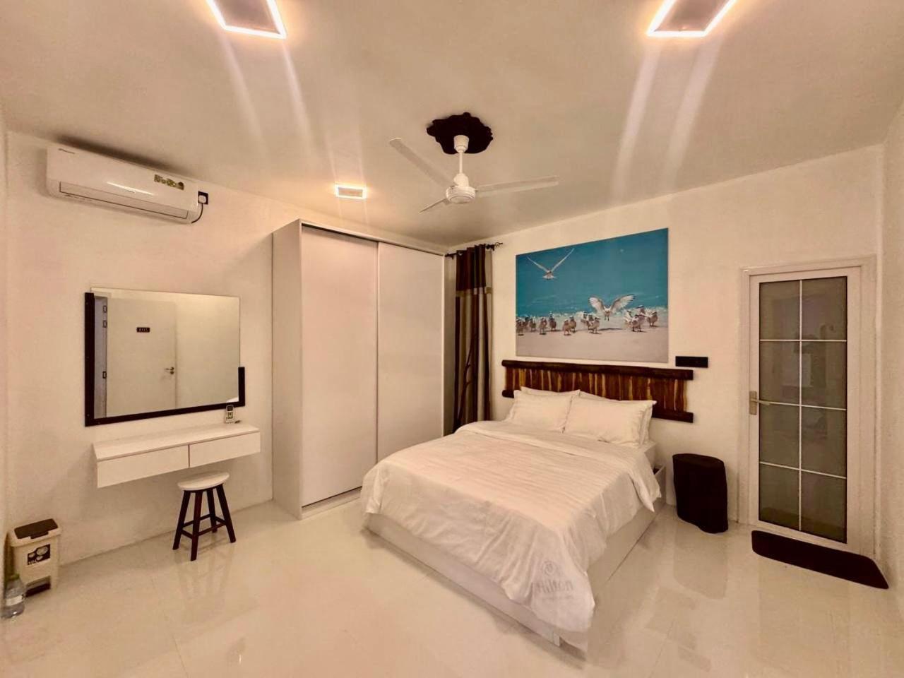 Crystal Sea Inn Bileffahi Extérieur photo